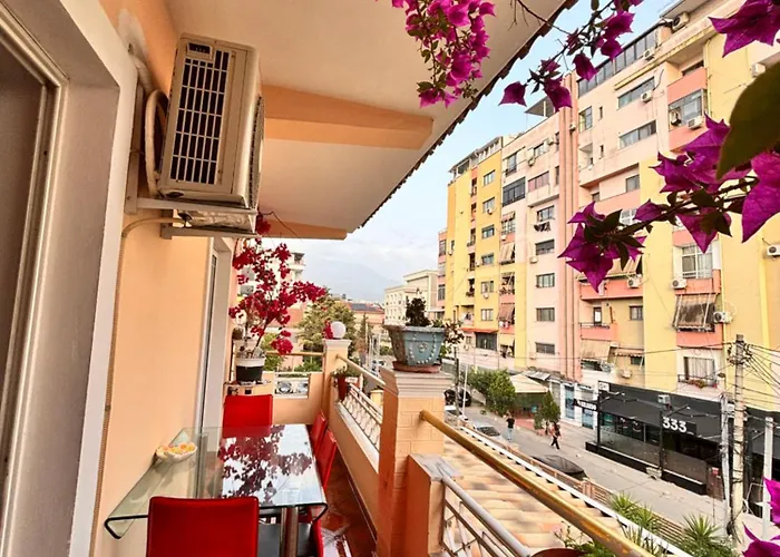 公寓 Meda's 地拉那